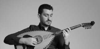 Το λαούτο ως εξομολόγηση: Ο Βασίλης Κώστας συγκινεί βαθιά με το “Léna”