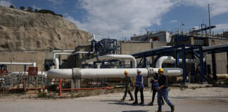EE: Από τους ρωσικούς αγωγούς στο αμερικανικό LNG – Η εξάρτηση από τα εισαγόμενα ορυκτά καύσιμα όμως παραμένει