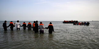 Λιγότερη μετανάστευση, περισσότερες επιστροφές: Πόσο σκληρή έγινε η ΕΕ στα σύνορα; – Νέο μεταναστευτικό πλαίσιο και στην Ελλάδα