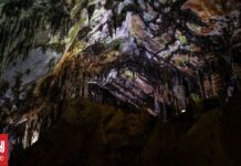 Επτά άνθρωποι βρίσκονται παγιδευμένοι σε σπήλαιο στο Λάος εδώ και πέντε ημέρες