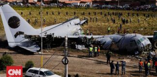 Βολιβία: Υπό κράτηση πιλότος και συγκυβερνήτης του C-130 που συνετρίβη τον Φεβρουάριο