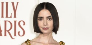 Lily Collins: Η ανάρτηση με ελληνικό «χρώμα» μία ημέρα πριν από τα γυρίσματα του «Emily in Paris» στη Μύκονο