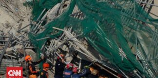 Εικόνες καταστροφής μετά την κατάρρευση κτηρίου στις Φιλιππίνες – Στους τρεις οι νεκροί