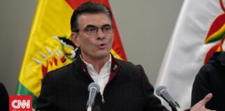 Ο πρόεδρος της Βολιβίας μειώνει 50% τον μισθό του και τους μισθούς των υπουργών