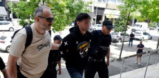 Ποινική δίωξη για ανθρωποκτονία με δόλο στον 30χρονο για τη δολοφονία του πατέρα του