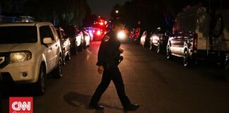 Καλιφόρνια: Οδηγός έπεσε με αυτοκίνητο πάνω σε πεζούς – Τρεις νεκροί και τραυματίες
