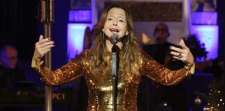 Eurovision 2026: Η Βίκυ Λέανδρος θα τραγουδήσει ξανά έπειτα από 54 χρόνια στον διαγωνισμό
