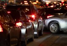 Αυξημένη κίνηση στην Κηφισίας μετά το μεγάλο Live