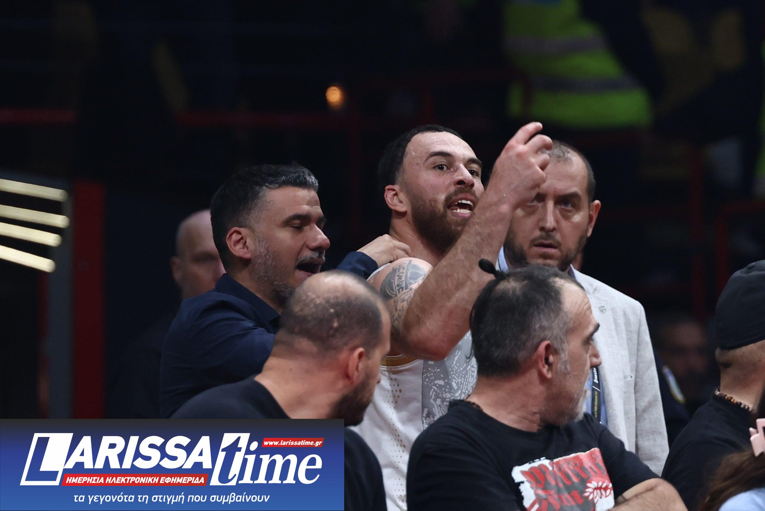 Ολυμπιακός, Μονακό, Μάικ Τζέιμς