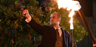 Ο Μαρκόπουλος πυροβολεί τον Λεωνίδα