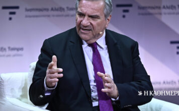 Καστανίδης: Δεν ισχύει ότι συνομιλώ με άλλα κόμματα
