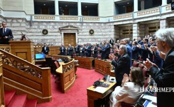 Συνεδρίαση Ν.Δ.: Αιχμές κατά Κοβέσι, ασυμβίβαστο και εσωτερικά πυρά