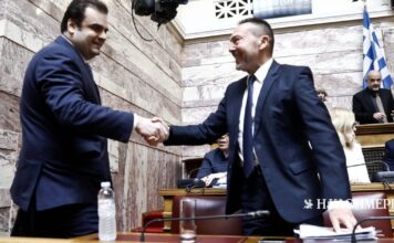 Πιερρακάκης: Εισηγήθηκε την ανανέωση της θητείας Στουρνάρα στην ΤτΕ