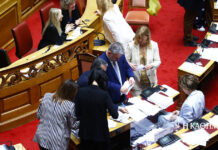 Μετωπική σύγκρουση με φόντο τον ΟΠΕΚΕΠΕ