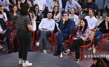Αλέξης Τσίπρας: Μπλε και κόκκινο στο Θησείο