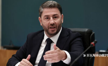 Ανδρουλάκης: «Μια συμμορία εντός του Μαξίμου αλώνει τους θεσμούς»