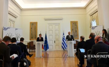 Γεραπετρίτης: Προτιθέμεθα να αναλάβουμε ενεργό ρόλο για ασφαλή διέλευση στο Ορμούζ