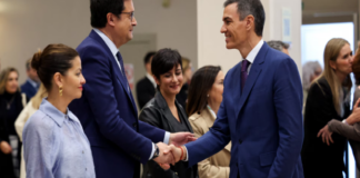 Η Ισπανία επιμένει στους κανόνες για social media και AI, παρά την πίεση από τις μεγάλες εταιρείες τεχνολογίας