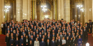 Ουγγαρία: Μείωση κατά 40% των απολαβών των βουλευτών