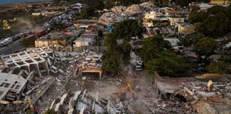 Βενεζουέλα: Ανθρωπιστική κρίση και φόβοι για 10.000 νεκρούς – Κρίσιμες οι τελευταίες ώρες των επιχειρήσεων διάσωσης