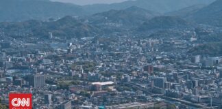 Ναγκασάκι: Απομακρύνονται εσπευσμένα 380.000 κάτοικοι λόγω κινδύνου κατολισθήσεων