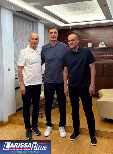 Γιώργος Μπαρτζώκας, αδελφοί Αγγελόπουλοι