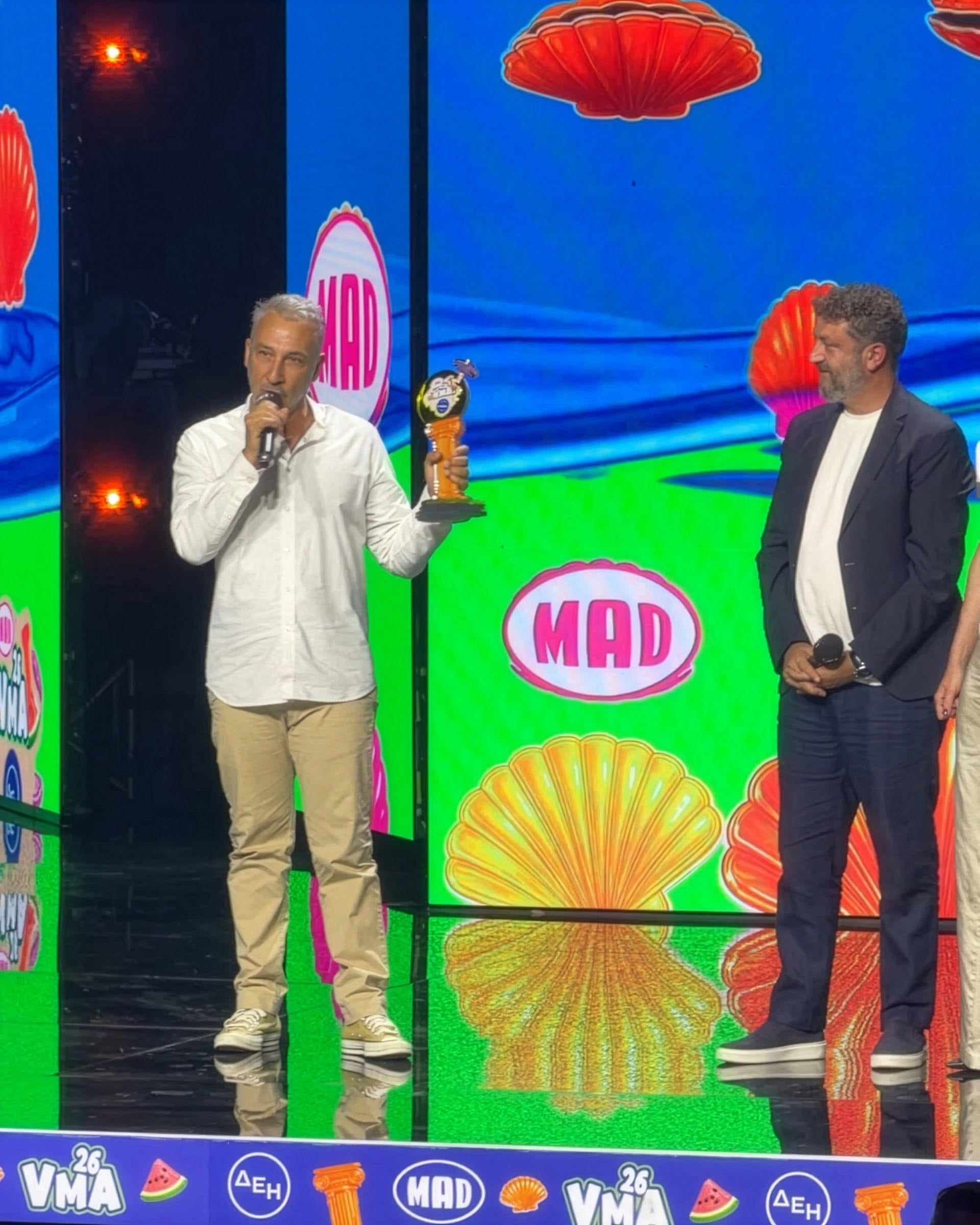 Μίνωας Μάτσας, Βράβευση στα MAD VMA