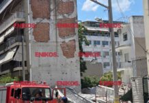 Πετράλωνα: Στο μικροσκόπιο τα αίτια της κατάρρευσης του κτιρίου