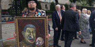 Πολωνία: Ρώσος καλλιτέχνης, επικριτής του Πούτιν, νεκρός με πέντε σφαίρες – Η μία στο κεφάλι
