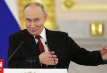 Καμπανάκι αξιωματούχων στον Πούτιν: Οικονομικά δυσβάστακτες οι δαπάνες του πολέμου στην Ουκρανία