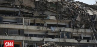 Πλησιάζουν τους 600 οι νεκροί από το σεισμό στη Βενεζουέλα – Αγωνία στα συντρίμμια