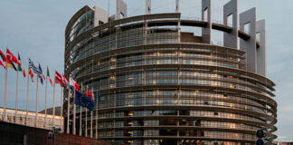 Προϋπολογισμός ΕΕ: Το νέο δημοσιονομικό ρήγμα και οι δύο «φυλές» της Ευρώπης