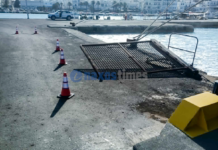 Κατέρρευσε σιδερένια καγκελόπορτα στο λιμάνι – Φωτογραφίες
