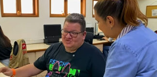 Δολοφονήθηκε δημοσιογράφος στην Κολομβία μπροστά στην οικογένειά του