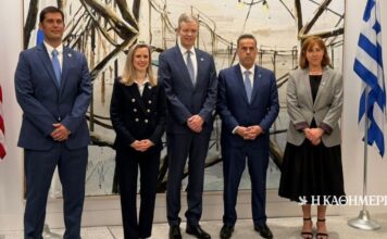 Στ. Παπασταύρου: Στο Χιούστον για την ίδρυση του Κέντρου Ενέργειας Ανατολικής Μεσογείου