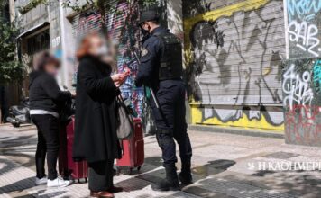Χρυσοχοΐδης: Ενισχύονται οι πεζές περιπολίες στο κέντρο της Αθήνας