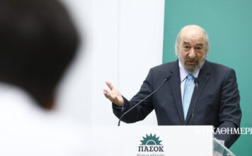 Νικητιάδης για Δούκα: Αν συνεχίσει να διαφοροποιείται, δεν μπορεί να παραμείνει στο ΠΑΣΟΚ