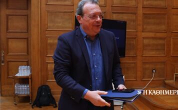 ΣΥΡΙΖΑ: Ο Φάμελλος απομάκρυνε από τις θέσεις τους Παππά και Ζαχαριάδη