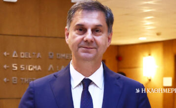 Εντός και Εκτός: Συμφωνίες με την Ουκρανία για τη Μονή Λαύρας