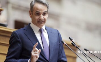 Ανάρτηση Μητσοτάκη: «Η στρατιωτική θητεία είναι πλέον υπόθεση και των δύο φύλων».