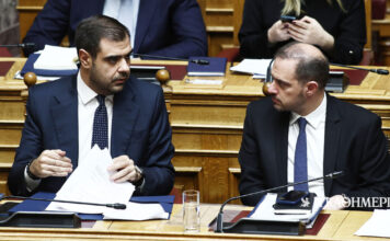 Ανασχηματισμός: Στο υπ. Μεταφορών ο Κώτσηρας, παραμένει στη θέση του ο Μαρινάκης