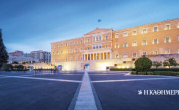 Διάλογοι στην «Κ»: Η μάχη της παροχολογίας και ο οικονομικός ορθολογισμός