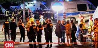Βερολίνο: Ισλαμιστής ο δράστης που έπεσε με λευκό βαν πάνω σε πλήθος στο φεστιβάλ – Μία νεκρή