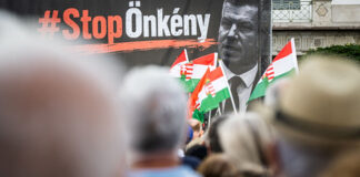 «Ανδρείκελο του Όρμπαν»: Συνταγματική ανατροπή στην Ουγγαρία με στόχο την απομάκρυνση του προέδρου Τάμας Σούλιοκ