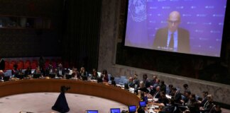Κόντρα ΗΠΑ – Γαλλίας: Κάποτε ήσασταν υπόδειγμα για τα ανθρώπινα δικαιώματα – Υποκριτική η στάση της Γαλλίας