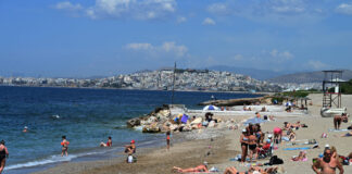 Υψηλές θερμοκρασίες και τοπικές βροχές στα ορεινά σήμερα