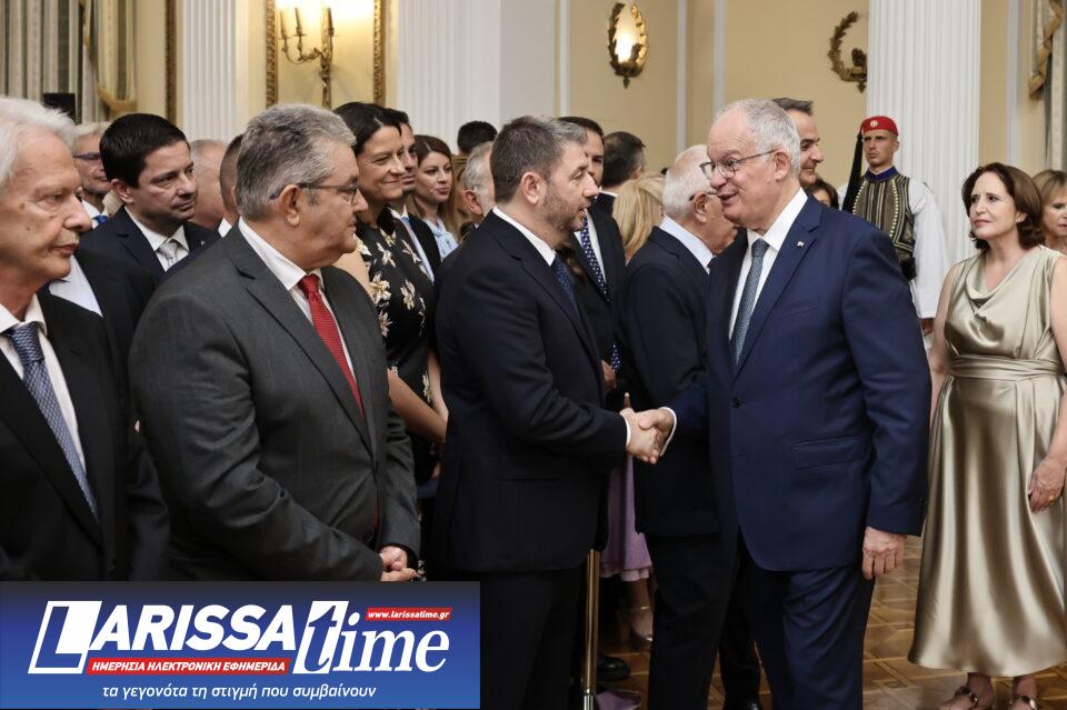Δεξίωση για την επέτειο της Αποκατάστασης της Δημοκρατίας: Οι παρουσίες, οι απουσίες και το μήνυμα Τασούλα-1