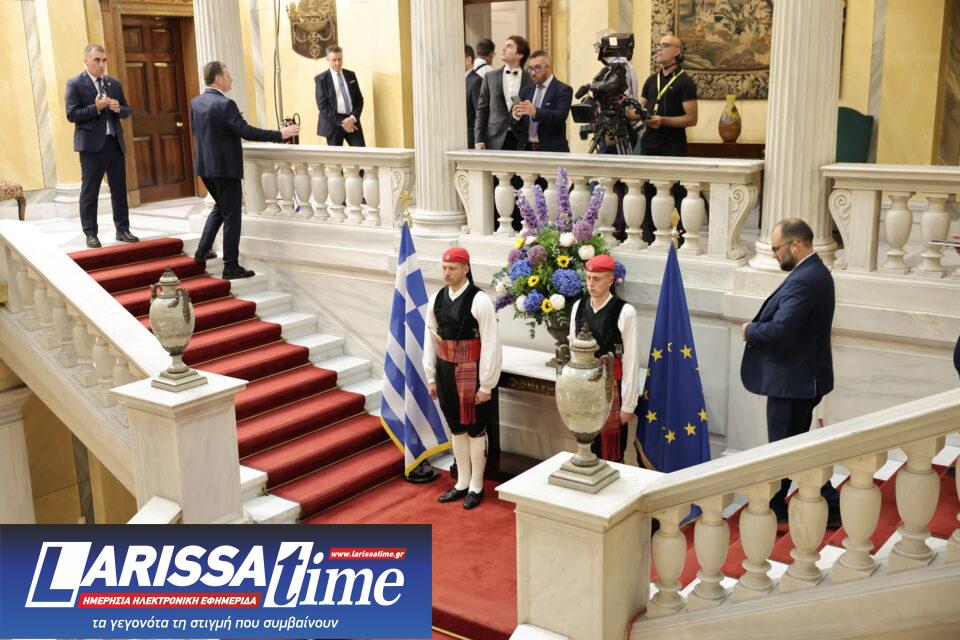 Δεξίωση για την επέτειο της Αποκατάστασης της Δημοκρατίας: Οι παρουσίες, οι απουσίες και το μήνυμα Τασούλα-3