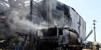 «Εξερράγη δεξαμενή άνω των 15 τόνων» λέει στο enikos.gr ο δήμαρχος