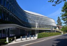 Η ΔΟΕ χαλαρώνει τους περιορισμούς για τους Ρώσους αθλητές ενόψει των Ολυμπιακών Αγώνων του Λος Άντζελες